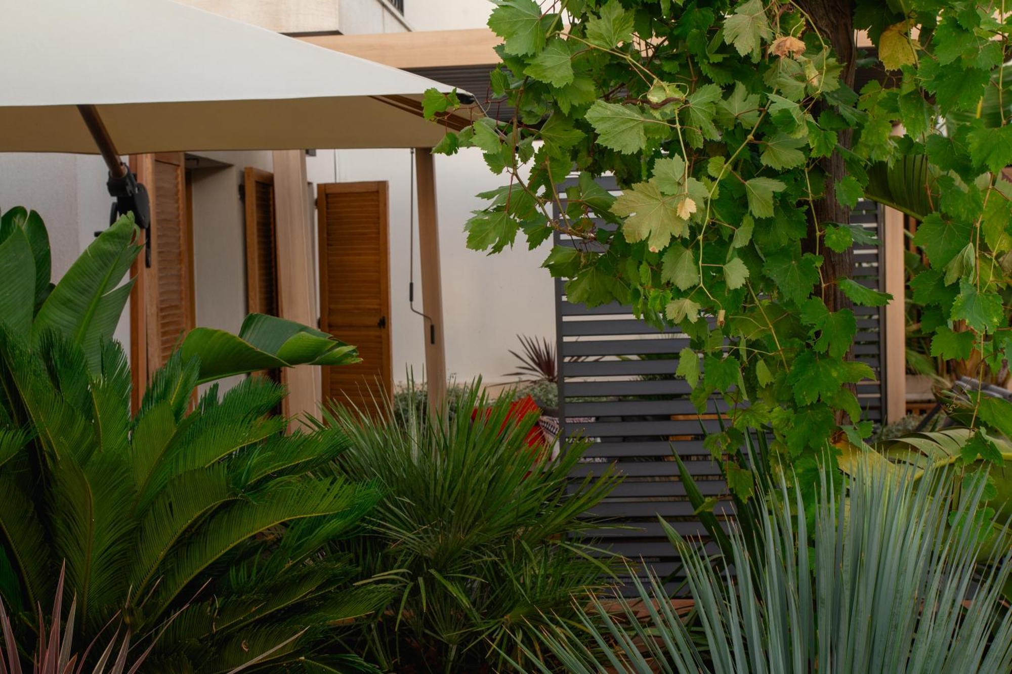 Unique Boutique Hotel Antibes Juan-Les-Pins Quarto foto
